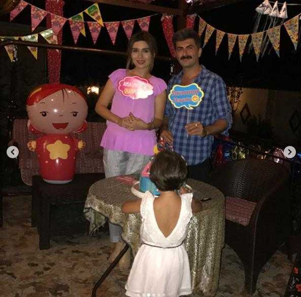 Zaur qızının ad günündə imicini dəyişib belə oldu -   FOTOLAR